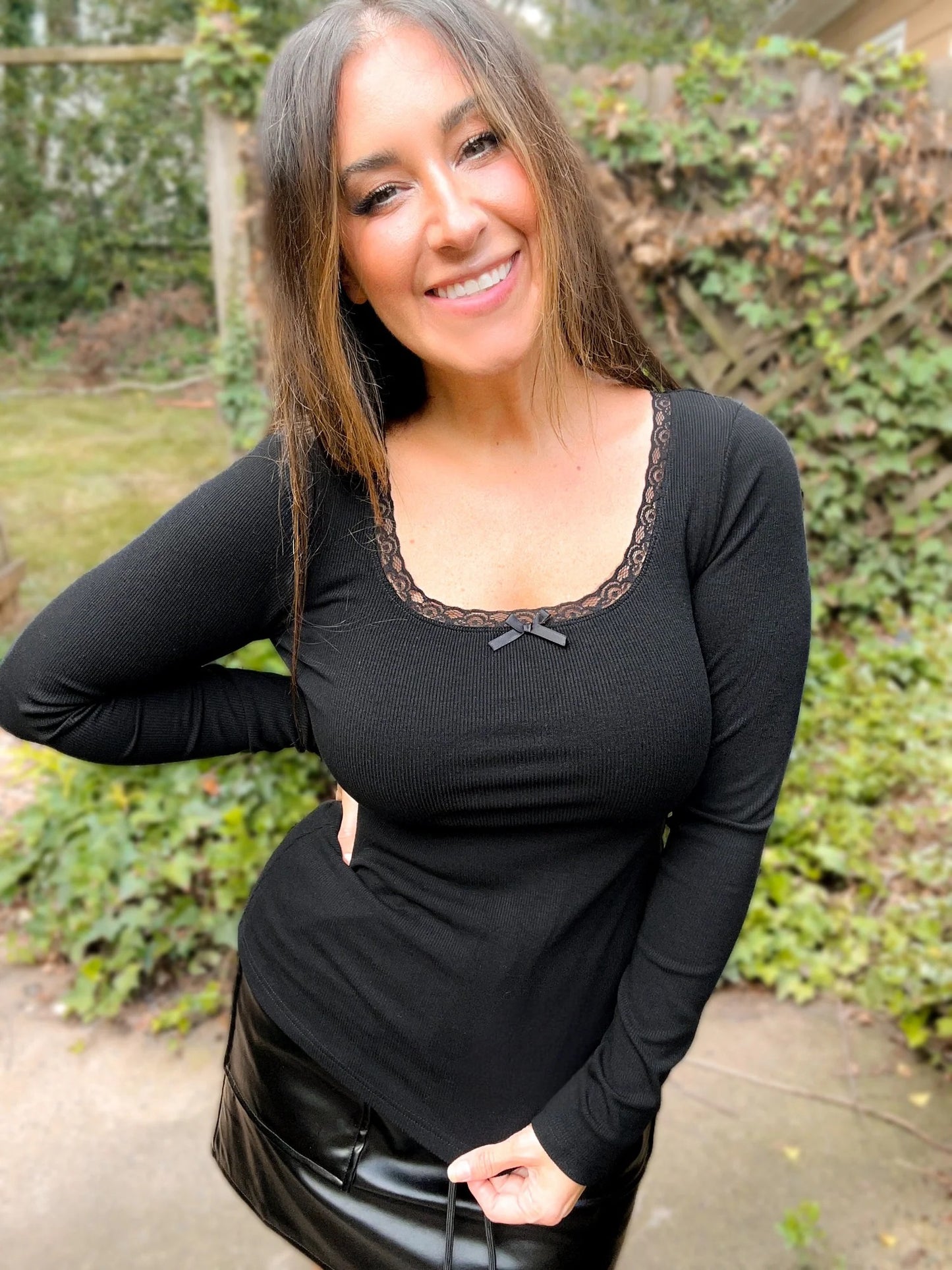 Lucy Lace Trim Long Sleeves Tee